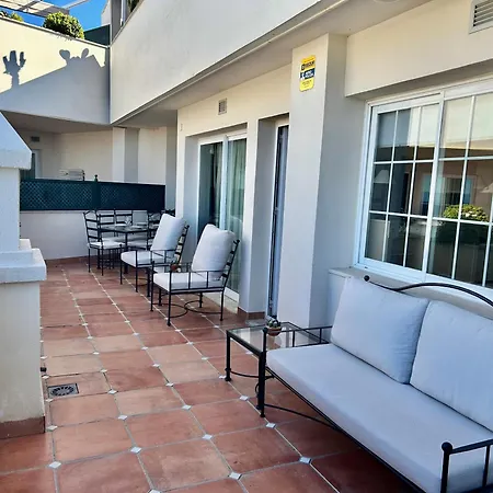 Guadalpin Boutique Apartament *