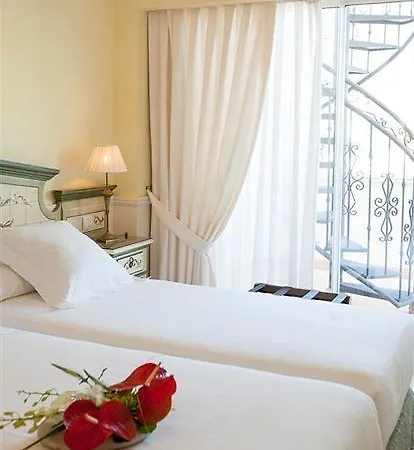 Apartment Guadalpin Boutique