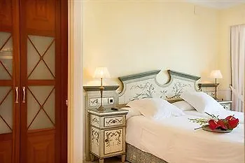 Guadalpin Boutique Apartment *