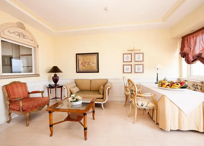 Apartament Guadalpin Boutique *