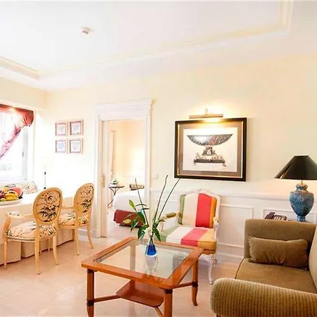 Guadalpin Boutique Apartamento