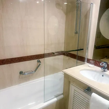 アパルタメントス グアダルピン ブティック * マルベーリャ