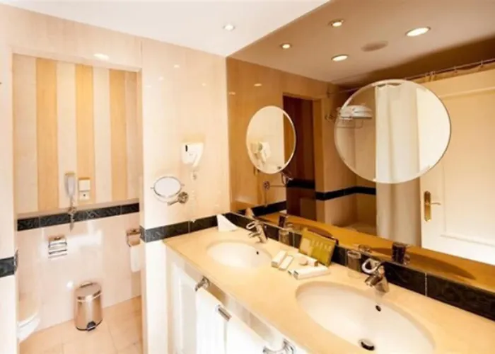 Apartament Guadalpin Boutique *