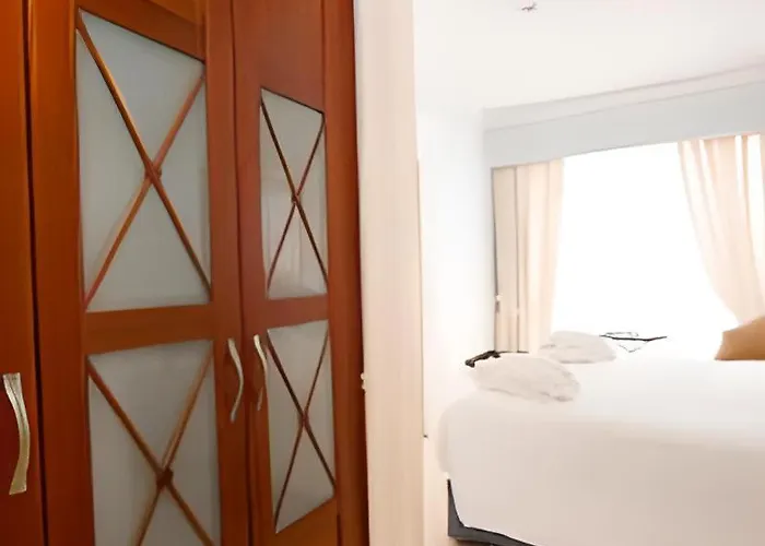 Guadalpin Boutique Apartament *